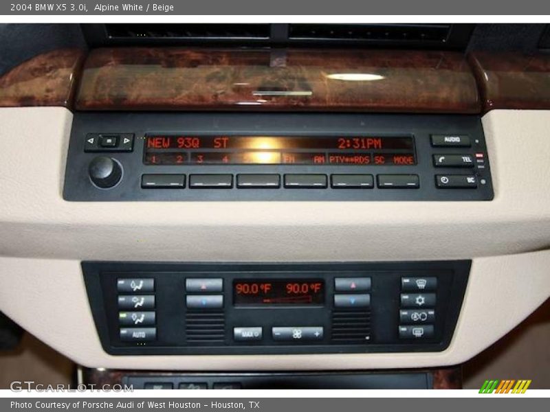 Alpine White / Beige 2004 BMW X5 3.0i