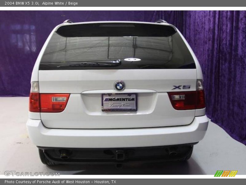 Alpine White / Beige 2004 BMW X5 3.0i