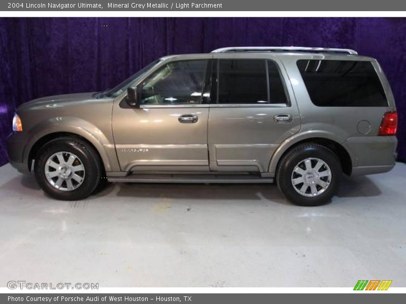 Mineral Grey Metallic / Light Parchment 2004 Lincoln Navigator Ultimate