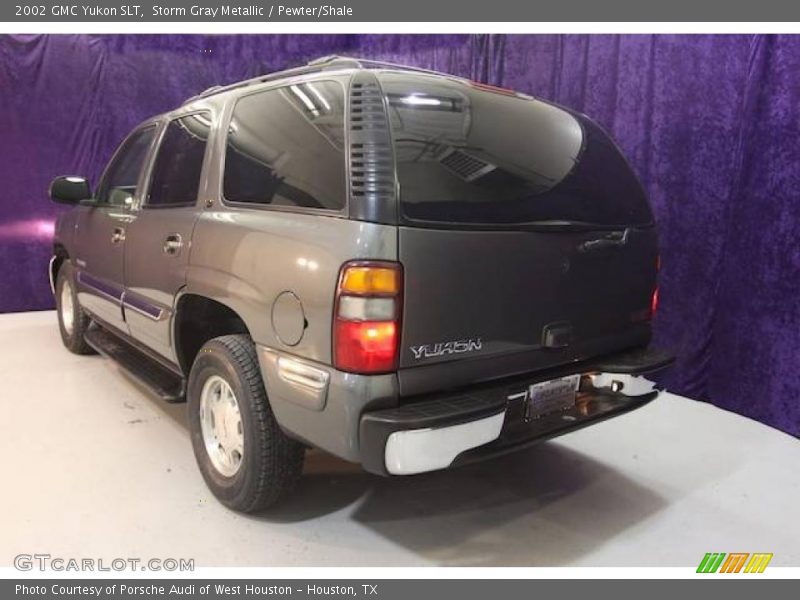 Storm Gray Metallic / Pewter/Shale 2002 GMC Yukon SLT