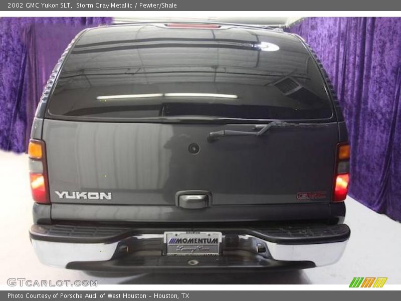 Storm Gray Metallic / Pewter/Shale 2002 GMC Yukon SLT