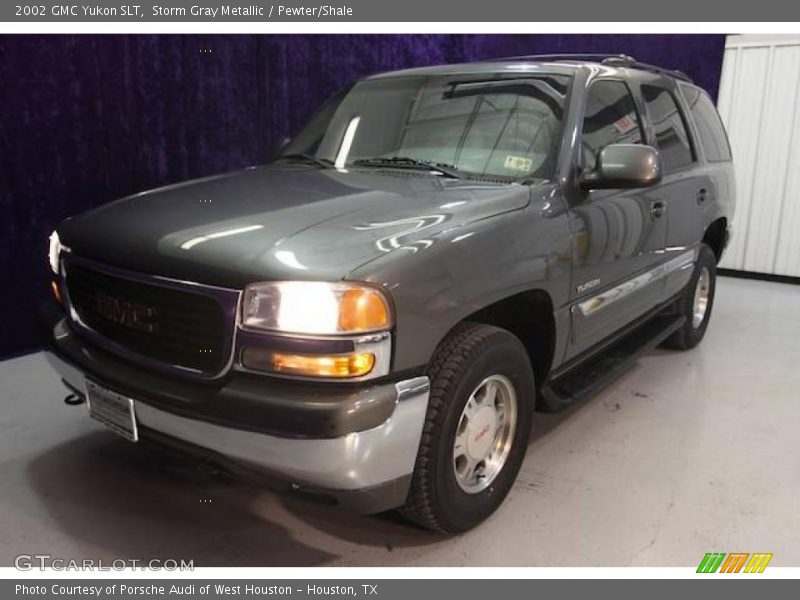 Storm Gray Metallic / Pewter/Shale 2002 GMC Yukon SLT