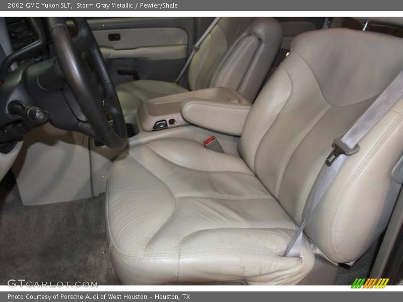 Storm Gray Metallic / Pewter/Shale 2002 GMC Yukon SLT