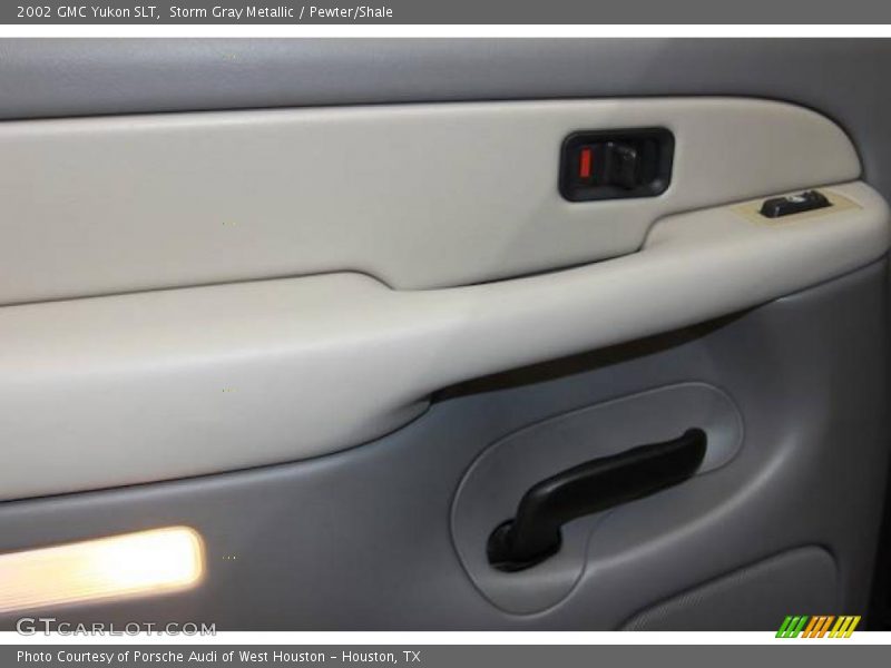 Storm Gray Metallic / Pewter/Shale 2002 GMC Yukon SLT