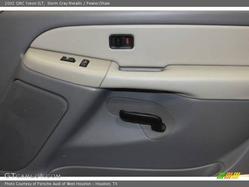 Storm Gray Metallic / Pewter/Shale 2002 GMC Yukon SLT