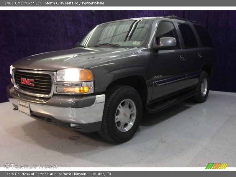 Storm Gray Metallic / Pewter/Shale 2002 GMC Yukon SLT