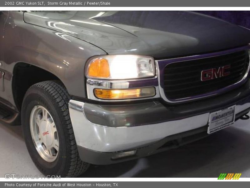 Storm Gray Metallic / Pewter/Shale 2002 GMC Yukon SLT