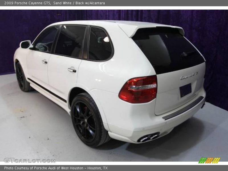 Sand White / Black w/Alcantara 2009 Porsche Cayenne GTS