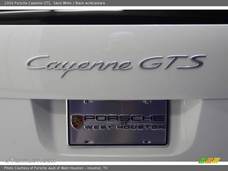 Sand White / Black w/Alcantara 2009 Porsche Cayenne GTS