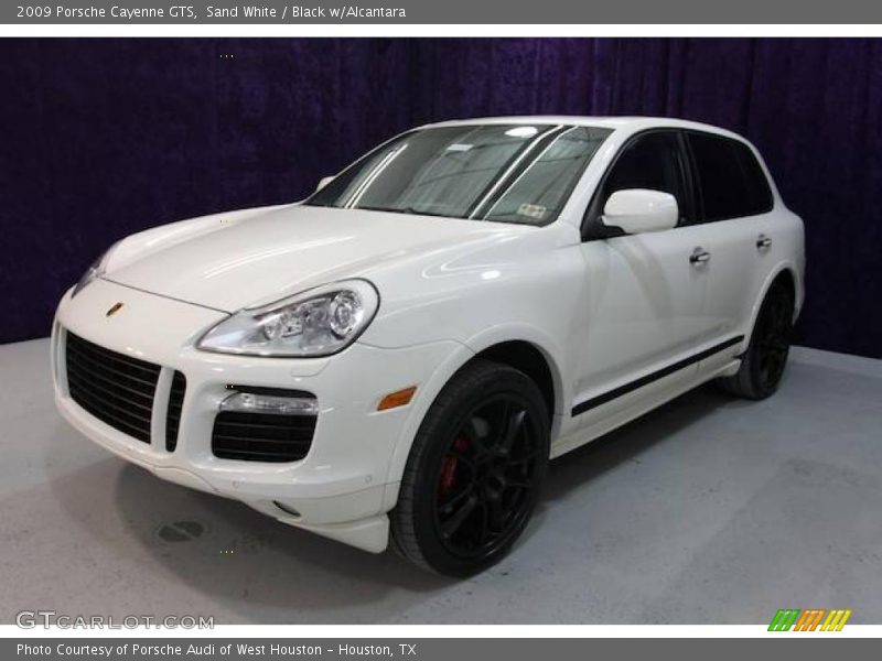 Sand White / Black w/Alcantara 2009 Porsche Cayenne GTS