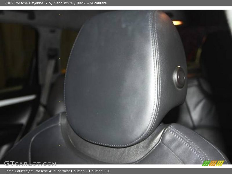 Sand White / Black w/Alcantara 2009 Porsche Cayenne GTS