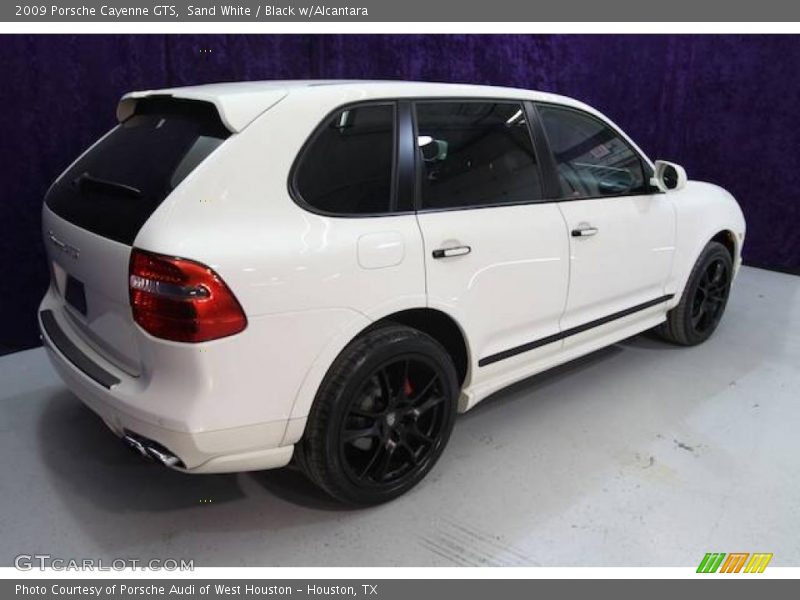Sand White / Black w/Alcantara 2009 Porsche Cayenne GTS