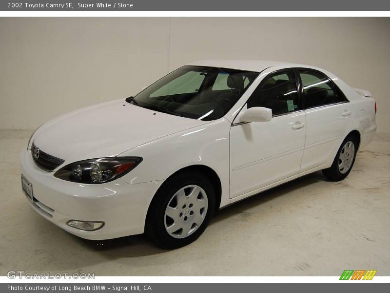 Super White / Stone 2002 Toyota Camry SE