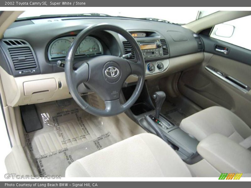 Super White / Stone 2002 Toyota Camry SE