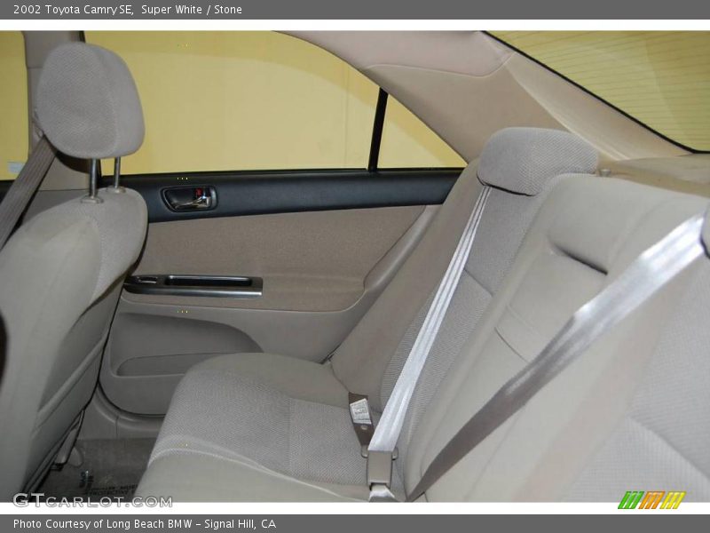 Super White / Stone 2002 Toyota Camry SE