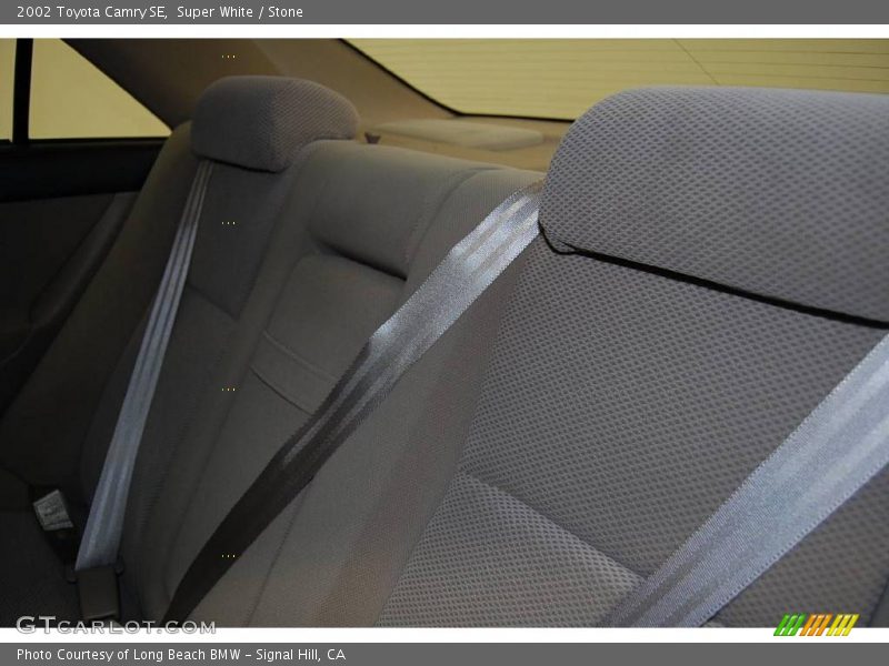 Super White / Stone 2002 Toyota Camry SE