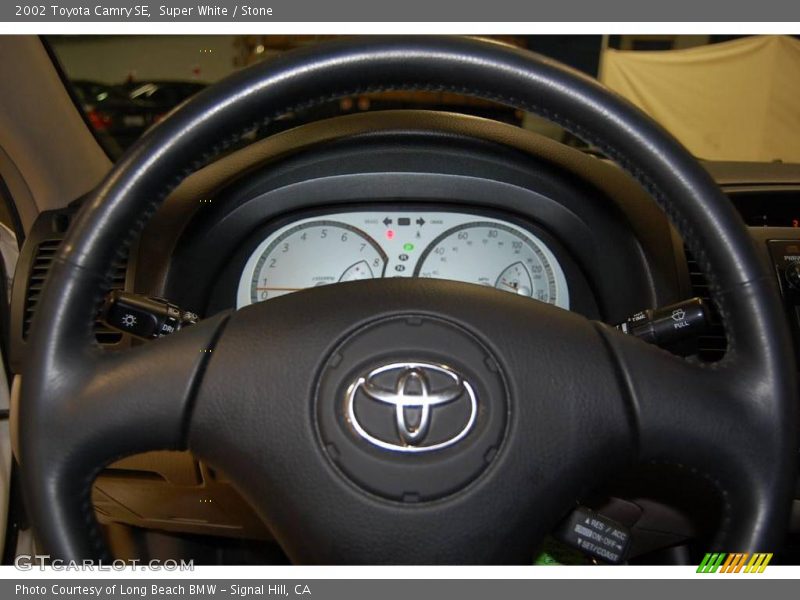 Super White / Stone 2002 Toyota Camry SE