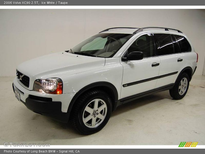 Ice White / Taupe 2006 Volvo XC90 2.5T