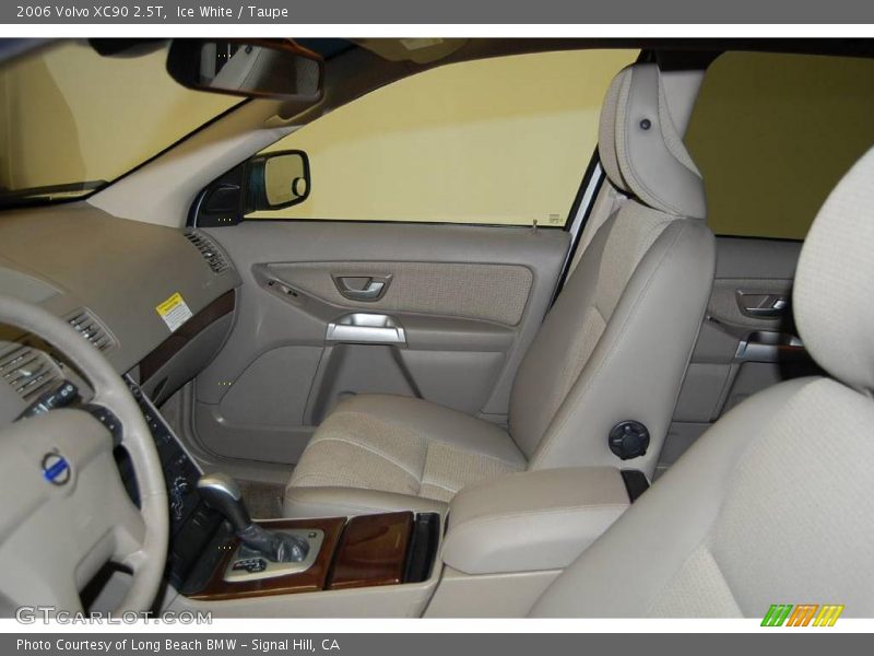 Ice White / Taupe 2006 Volvo XC90 2.5T