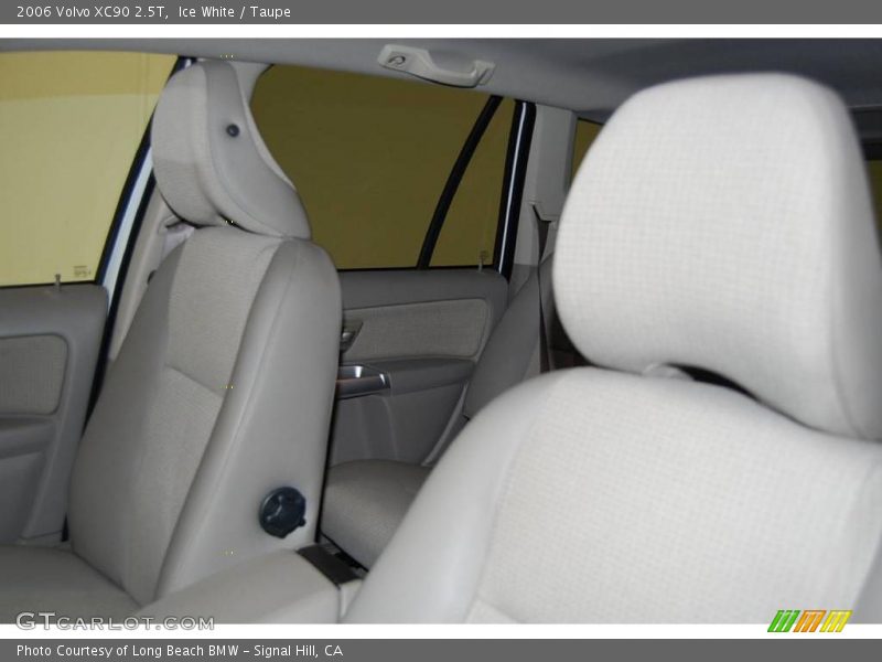 Ice White / Taupe 2006 Volvo XC90 2.5T