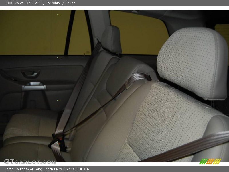 Ice White / Taupe 2006 Volvo XC90 2.5T