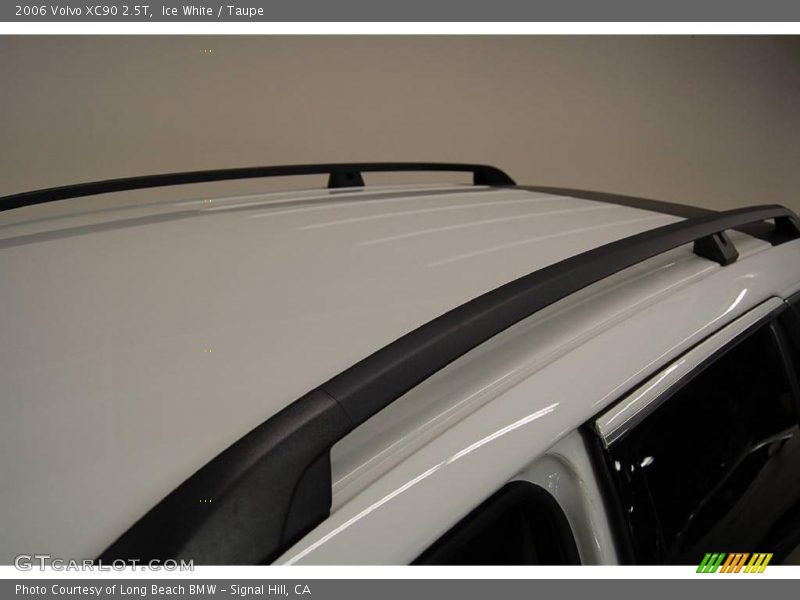 Ice White / Taupe 2006 Volvo XC90 2.5T
