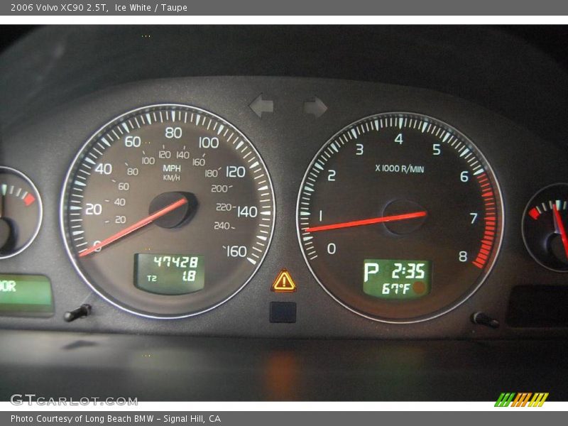Ice White / Taupe 2006 Volvo XC90 2.5T