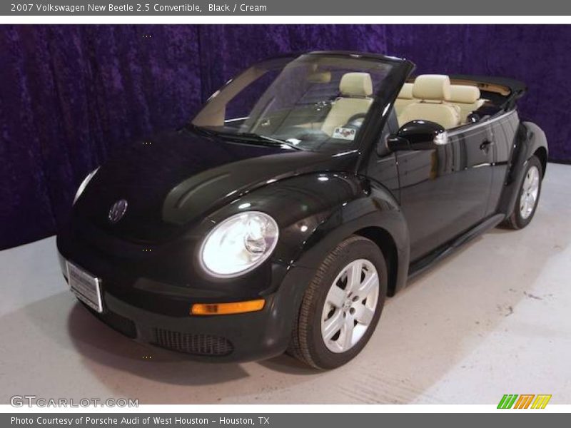 Black / Cream 2007 Volkswagen New Beetle 2.5 Convertible