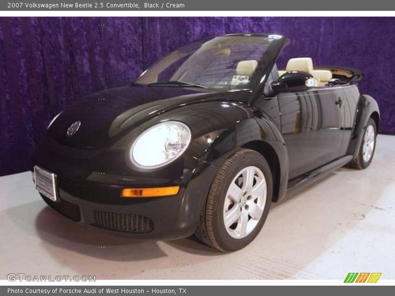 Black / Cream 2007 Volkswagen New Beetle 2.5 Convertible