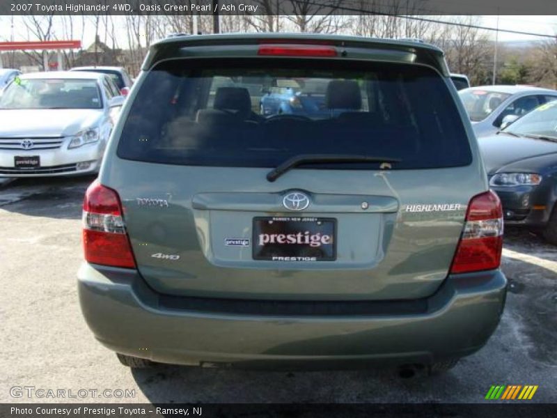 Oasis Green Pearl / Ash Gray 2007 Toyota Highlander 4WD