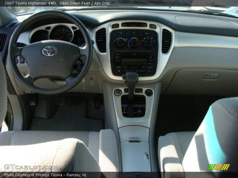 Oasis Green Pearl / Ash Gray 2007 Toyota Highlander 4WD