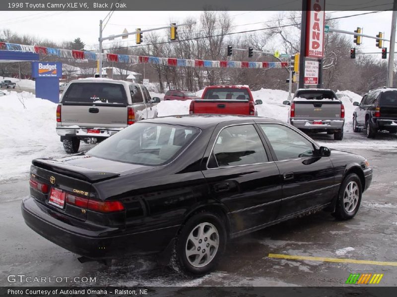Black / Oak 1998 Toyota Camry XLE V6