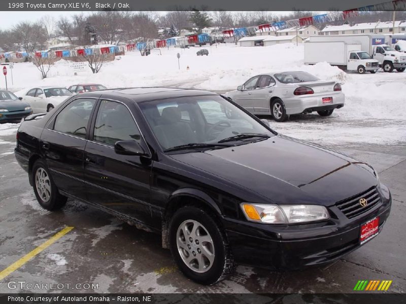 Black / Oak 1998 Toyota Camry XLE V6