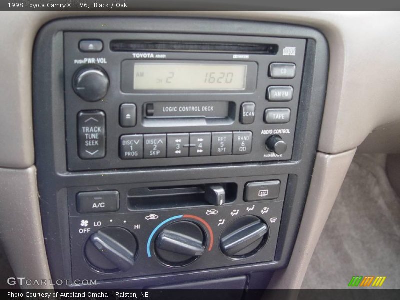 Black / Oak 1998 Toyota Camry XLE V6