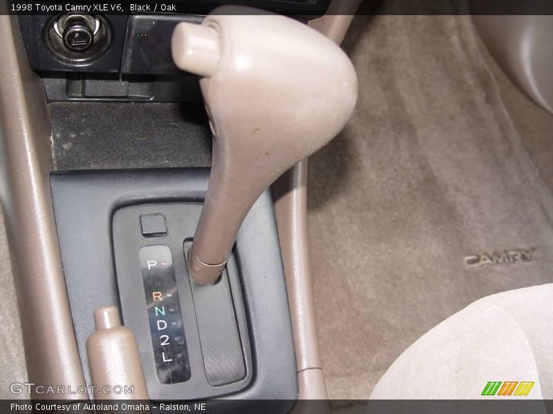 Black / Oak 1998 Toyota Camry XLE V6