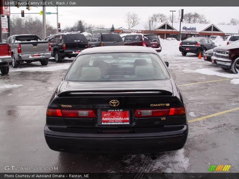 Black / Oak 1998 Toyota Camry XLE V6