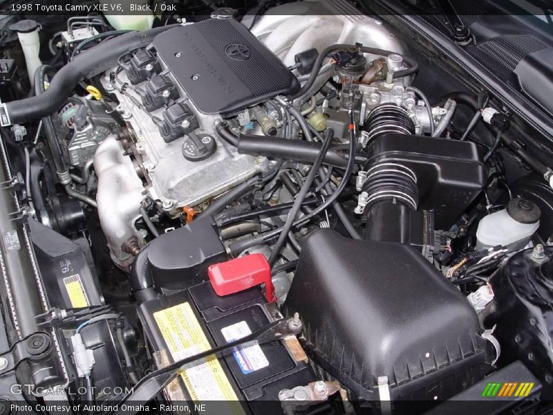 Black / Oak 1998 Toyota Camry XLE V6