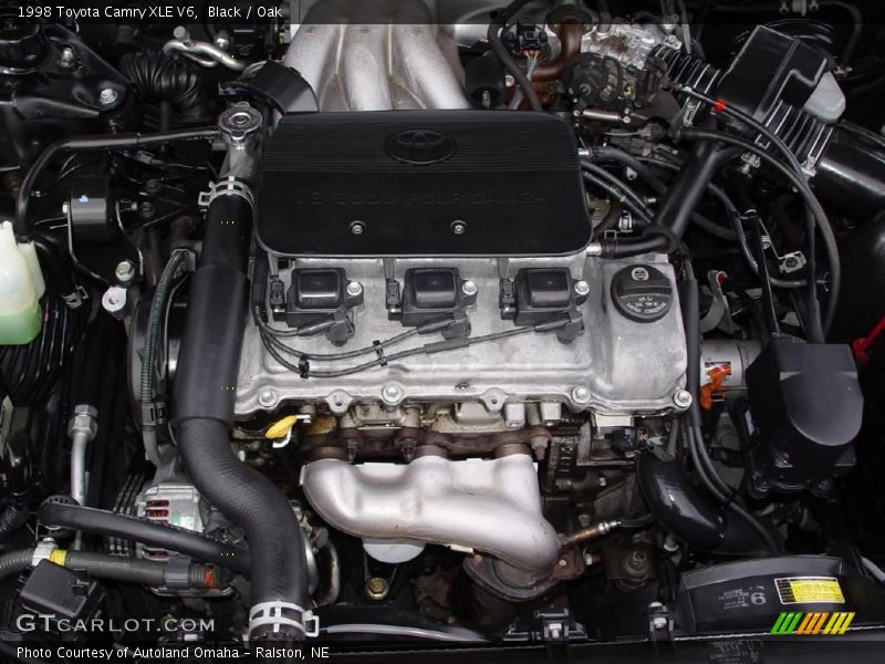 Black / Oak 1998 Toyota Camry XLE V6