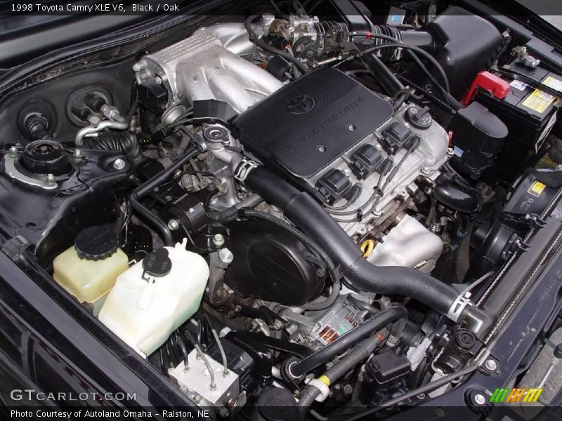 Black / Oak 1998 Toyota Camry XLE V6