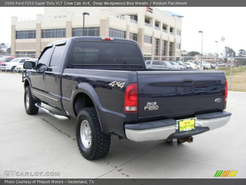 Deep Wedgewood Blue Metallic / Medium Parchment 2000 Ford F250 Super Duty XLT Crew Cab 4x4