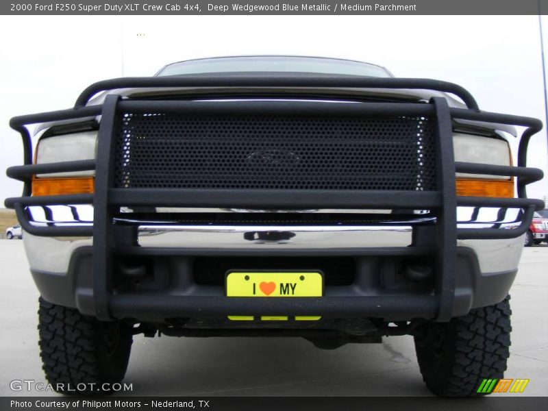 Deep Wedgewood Blue Metallic / Medium Parchment 2000 Ford F250 Super Duty XLT Crew Cab 4x4