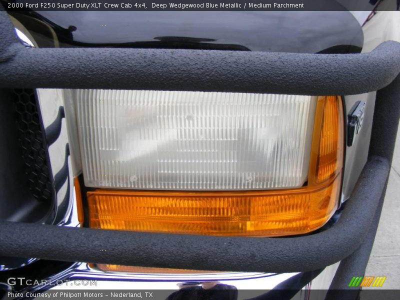 Deep Wedgewood Blue Metallic / Medium Parchment 2000 Ford F250 Super Duty XLT Crew Cab 4x4