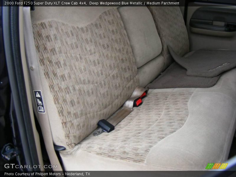 Deep Wedgewood Blue Metallic / Medium Parchment 2000 Ford F250 Super Duty XLT Crew Cab 4x4