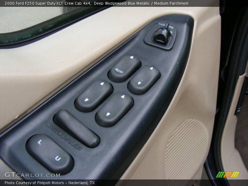 Deep Wedgewood Blue Metallic / Medium Parchment 2000 Ford F250 Super Duty XLT Crew Cab 4x4