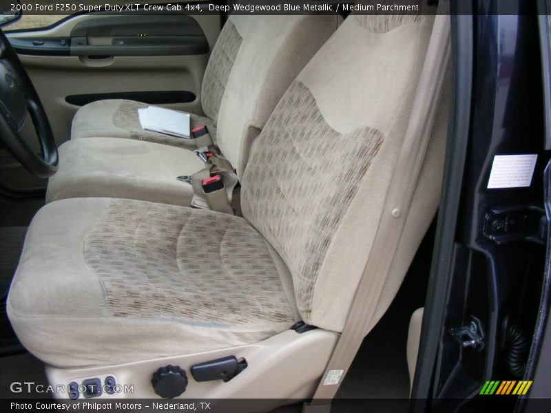 Deep Wedgewood Blue Metallic / Medium Parchment 2000 Ford F250 Super Duty XLT Crew Cab 4x4