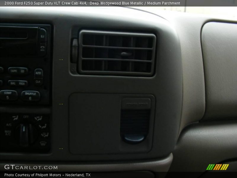 Deep Wedgewood Blue Metallic / Medium Parchment 2000 Ford F250 Super Duty XLT Crew Cab 4x4