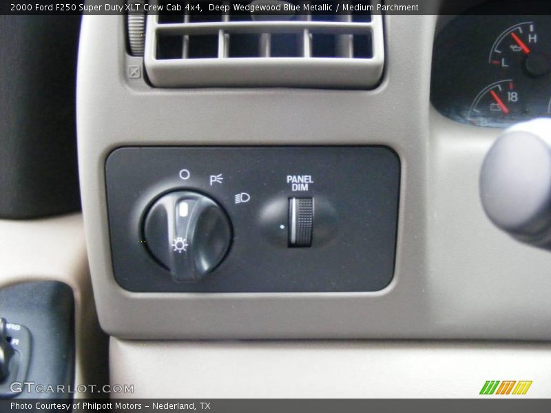 Deep Wedgewood Blue Metallic / Medium Parchment 2000 Ford F250 Super Duty XLT Crew Cab 4x4