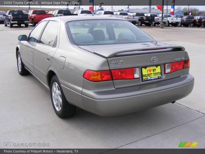 Antique Sage Pearl / Gray 2000 Toyota Camry LE
