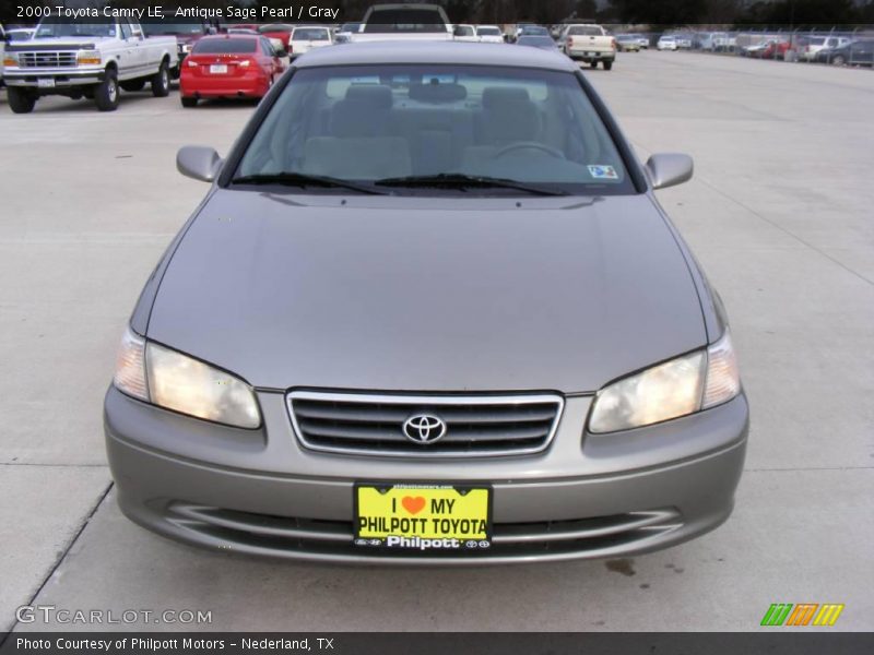 Antique Sage Pearl / Gray 2000 Toyota Camry LE
