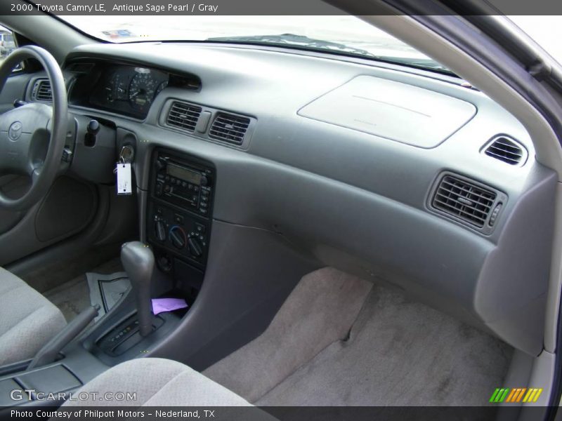 Antique Sage Pearl / Gray 2000 Toyota Camry LE